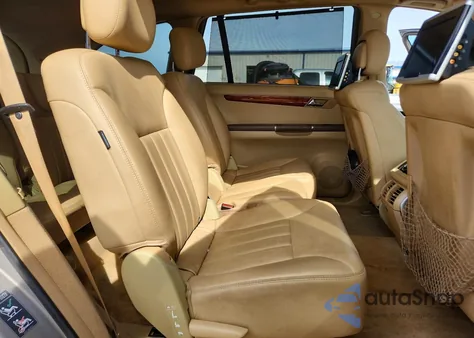 2009 Mercedes-Benz R 350 4Matic z USA, uszkodzony, nr VIN 4JGCB65E99A093764